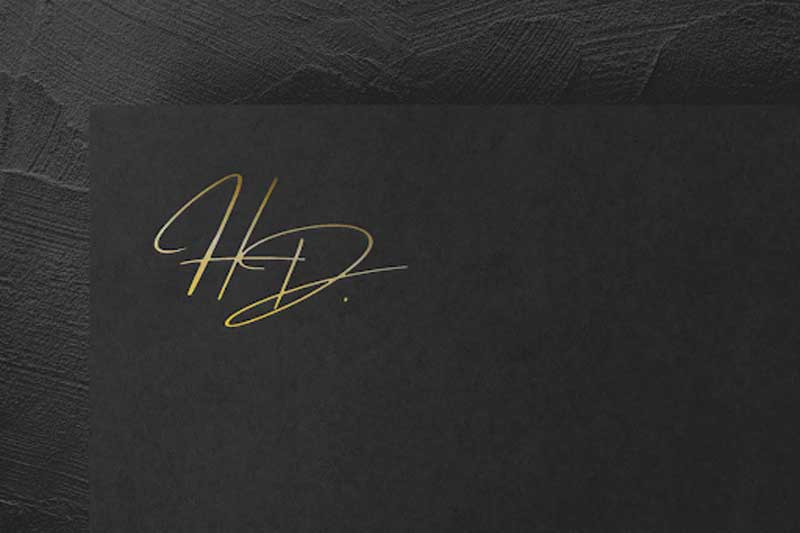 Logo Mockup 8FHS46A