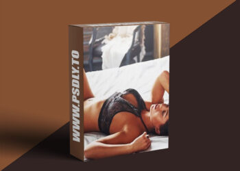 Photo Charme - Nudo Art & Erotic photography - Brunette model on the bed